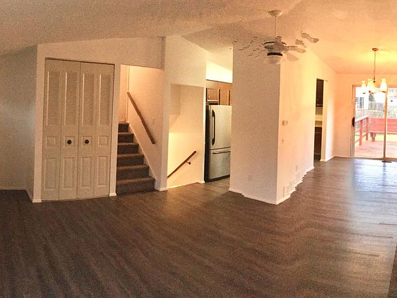 4th image of 79 Meadowlark Dr