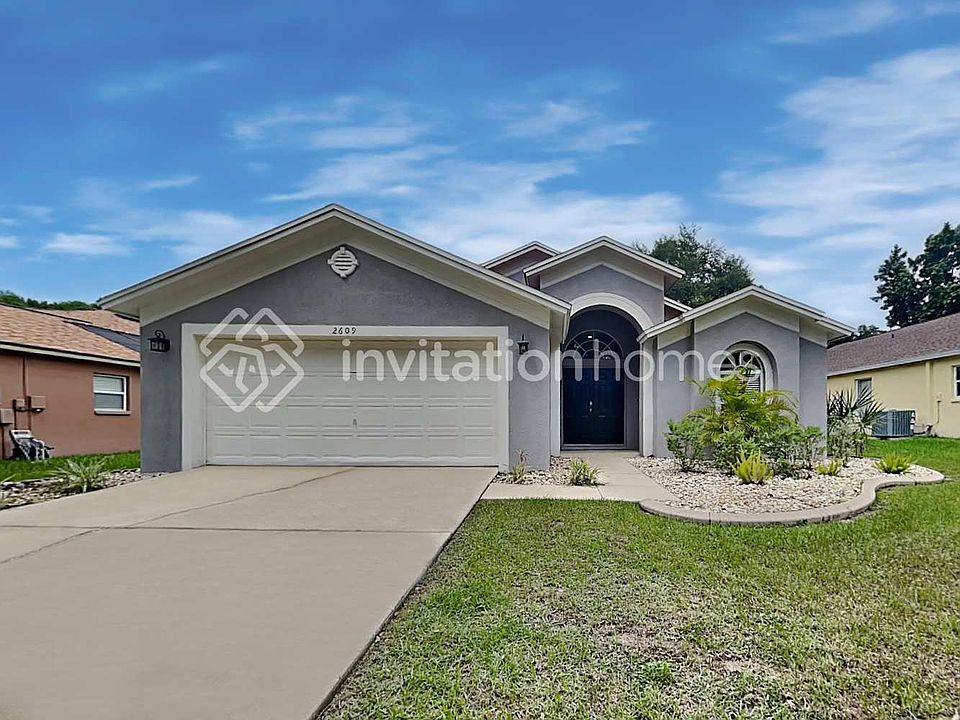 1st image of 2609 Brookville Dr