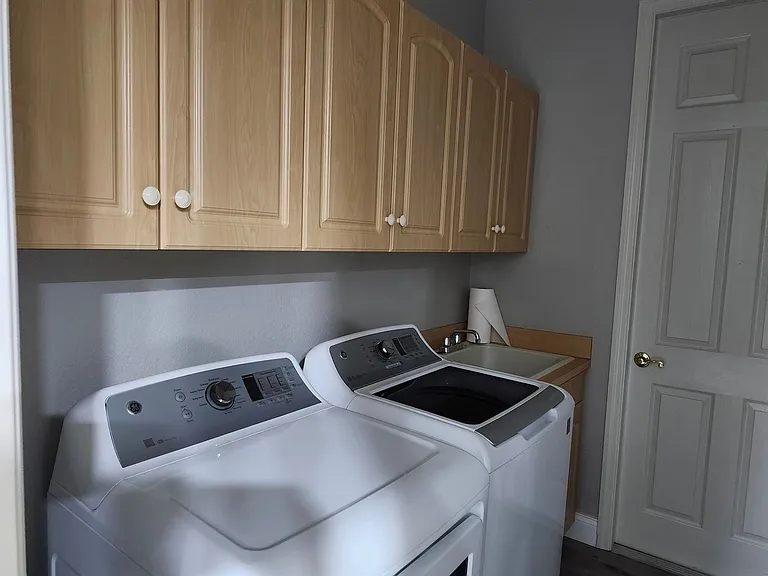 739 Bimini Ln — Photo 30