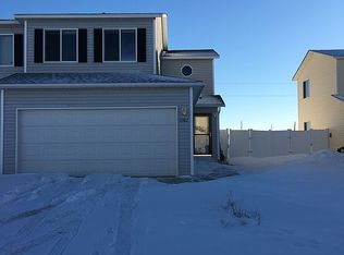 1902 Harvest Moon Dr, Gillette, WY 82718