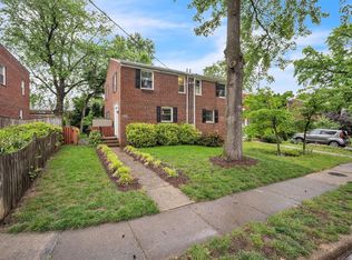 2901 Mosby St, Alexandria, VA 22305