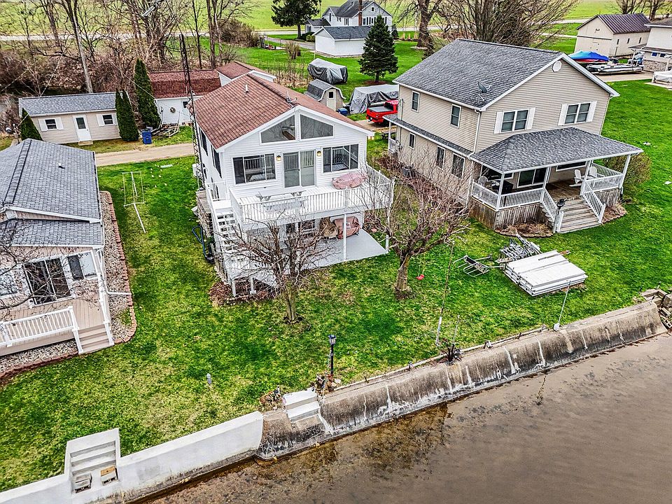 1st image of 828 N Werners Landing Dr