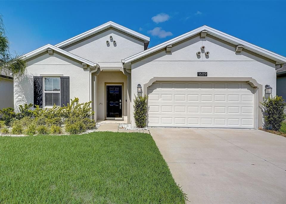 1st image of 1689 Chatsworth Cir