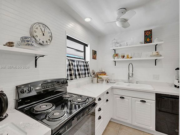 4th image of 18081 SE Country Club Dr APT 110