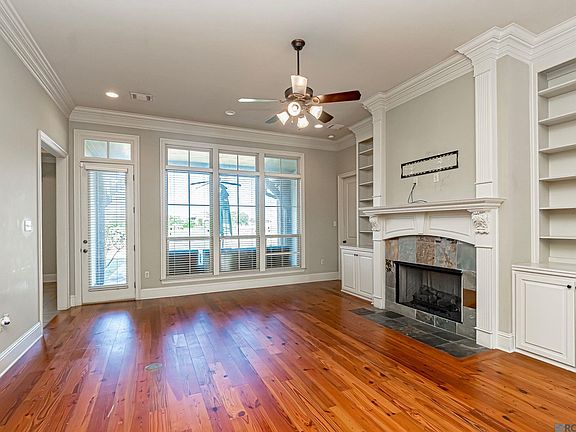 5th image of 2939 Muirfield Dr