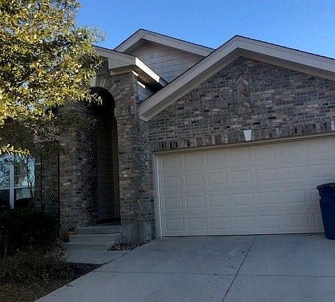 2nd image of 1611 Sunspur Dr