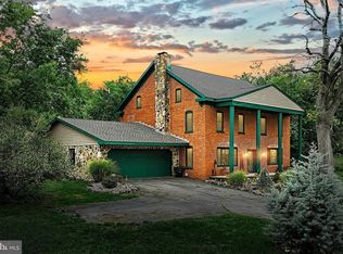 1155 Roth Church Rd, Spring Grove, PA 17362