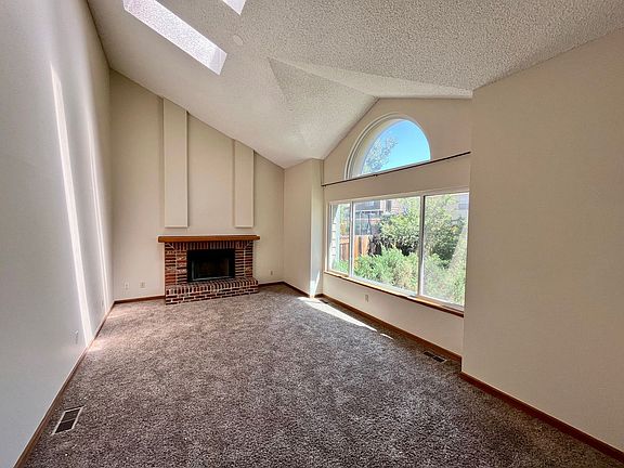 3rd image of 8889 Bellcove Cir