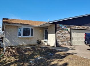 38964 12th Ave #2, North Branch, MN 55056