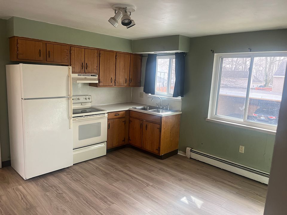 1st image of 328 W Roosevelt Ave #3