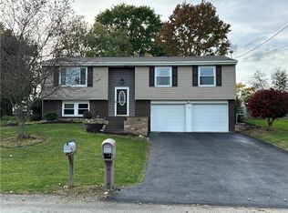 112 Mohawk Dr, Greensburg, PA 15601