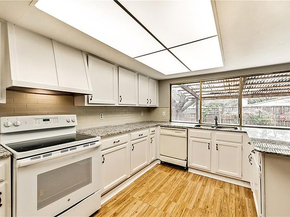 2nd image of 5007 Latham Dr