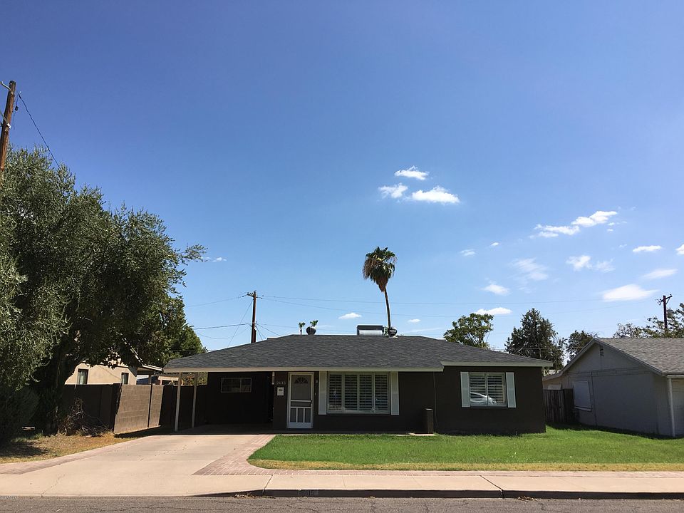 1st image of 2615 E Glenrosa Ave