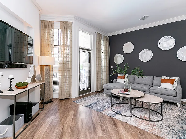 Brookleigh Flats Apartments — Photo 6