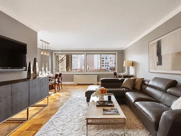 200 E 78th St APT 9A, New York, NY 10075