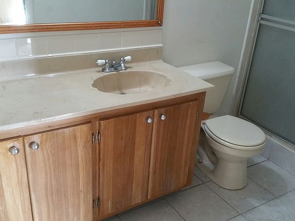 4th image of 3121 NW 47th Ter APT 402