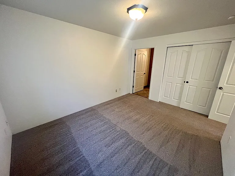 3151 Forest Hills Dr — Photo 12