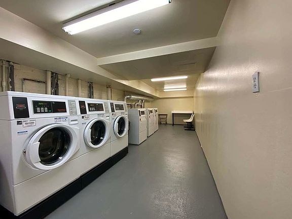 4th image of 226 E 29th St APT 5E