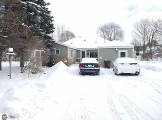 918 Baker St, Cadillac, MI 49601