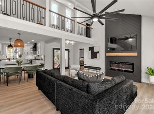 17 Tanglewood Rd, Clover, SC 29710