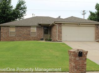 1909 Raquel Rd, Edmond, OK 73003