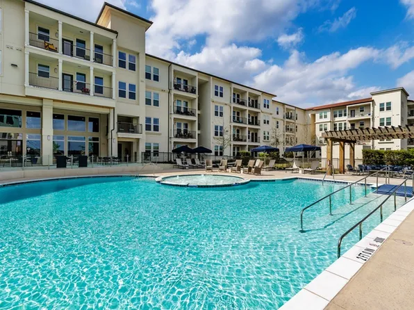 Sage Stone Oak 55+ Active Adult Apartment Homes