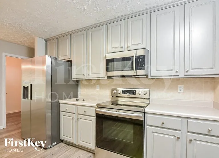1517 River Song Way — Photo 7