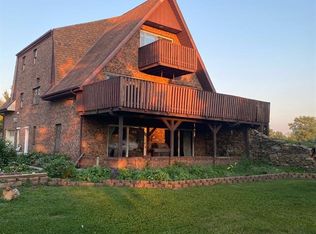 7814 Patten Tract Rd, Sandusky, OH 44870