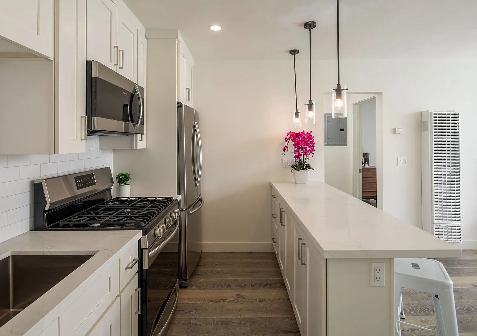 Sierra Street TIC (321 El Segundo/Palm LLC) — Photo 2
