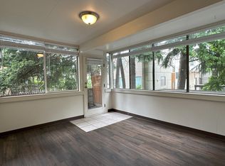 2334B 49th Ave SW, Seattle, WA 98116