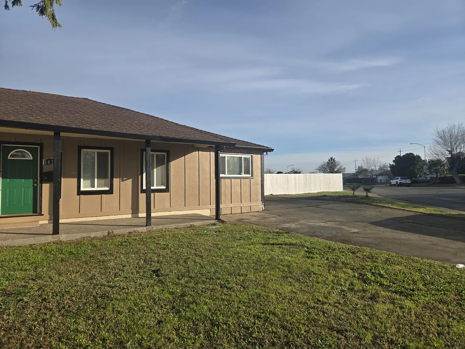 3 bed, 1400 sqft, $3,250 — Photo 2