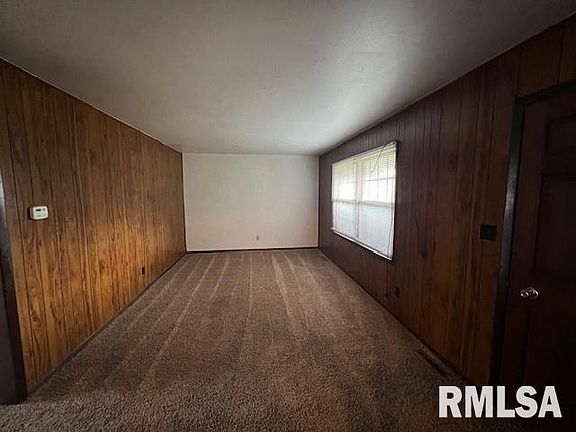 5th image of 365 S Whitesboro St
