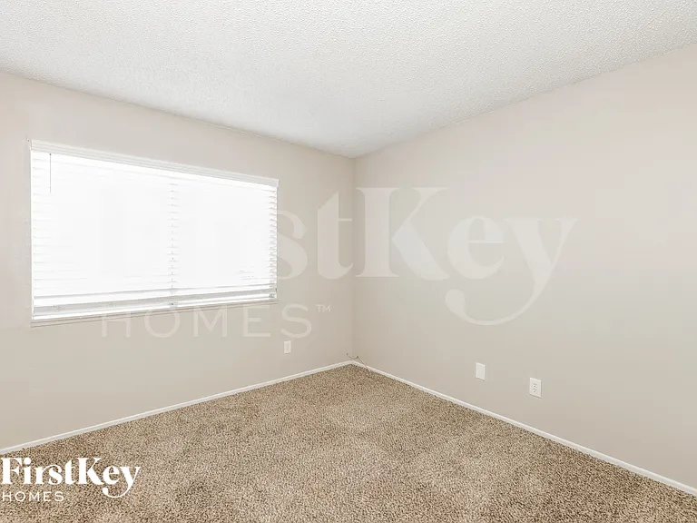 2406 El Cid Ct — Photo 15
