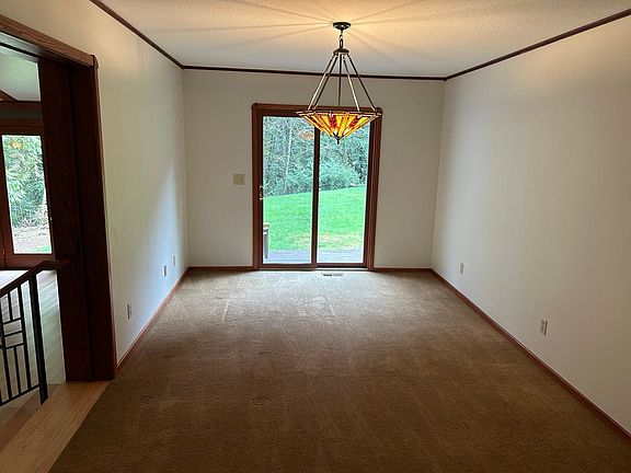 4th image of 23500 SW Casavant Dr