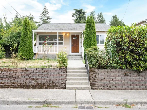 13508 24th Avenue S, SeaTac, WA 98168