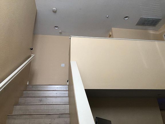 5th image of 1642 Magnolia Cir