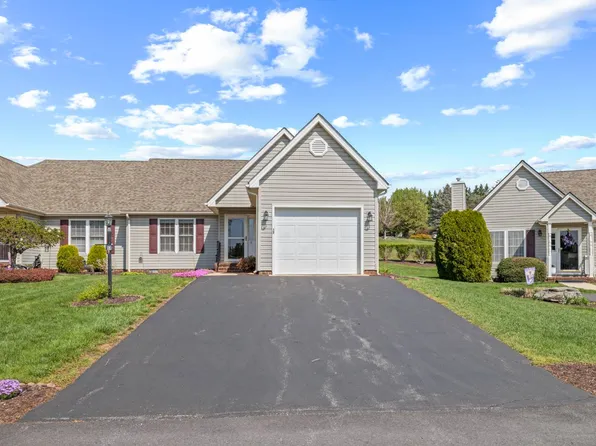 17 Ashleigh Dr, Waynesboro, VA 22980