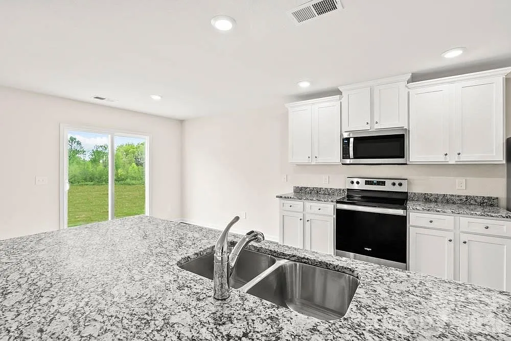 1305 Nia Road - 1 — Photo 3
