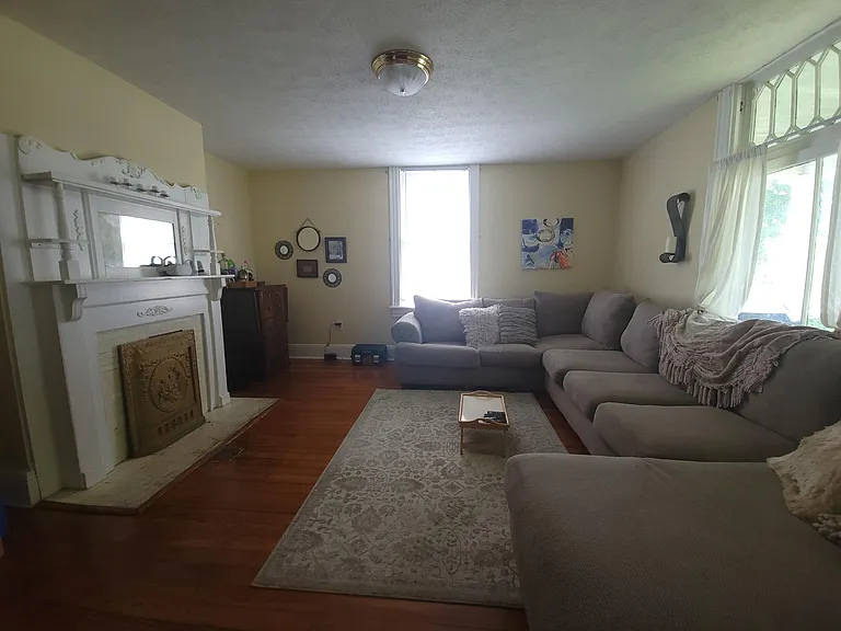 1418 Church St — Photo 3