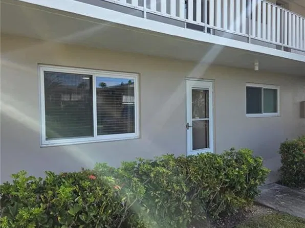 339 Joel Blvd APT 122, Lehigh Acres, FL 33936