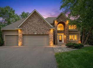 18426 Magenta Bay, Eden Prairie, MN 55347