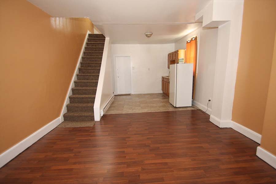 1st image of 658 W Tusculum St