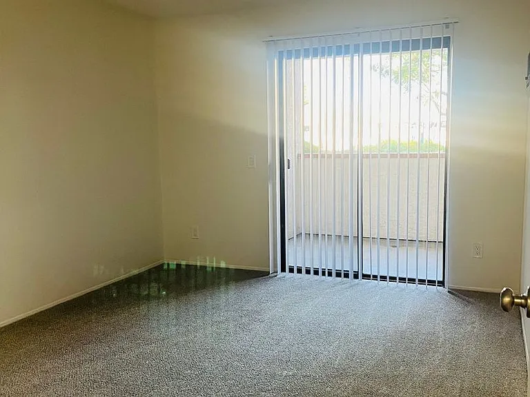 One park Apartments — Photo 14