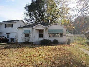 1st image of 710 N 88th St
