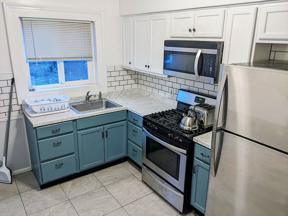 1st image of 1475 E Evelyn Ave