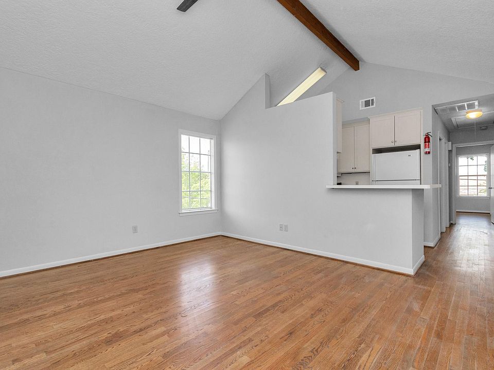1st image of 2347 Sheridan St APT 3