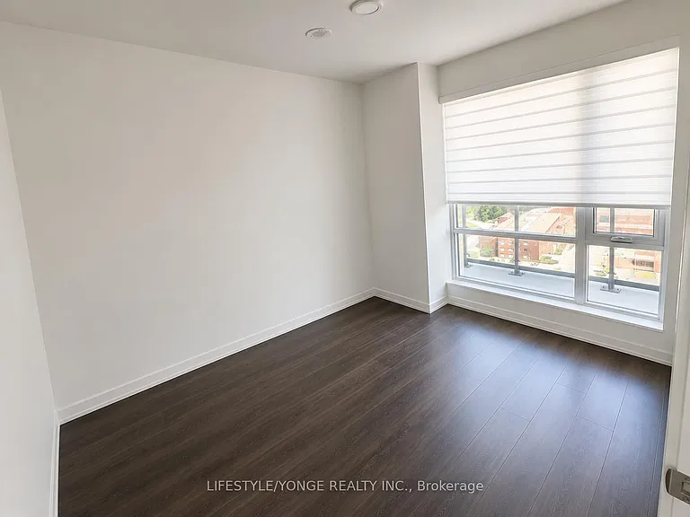 7950 Bathurst St #B-2403 — Photo 3
