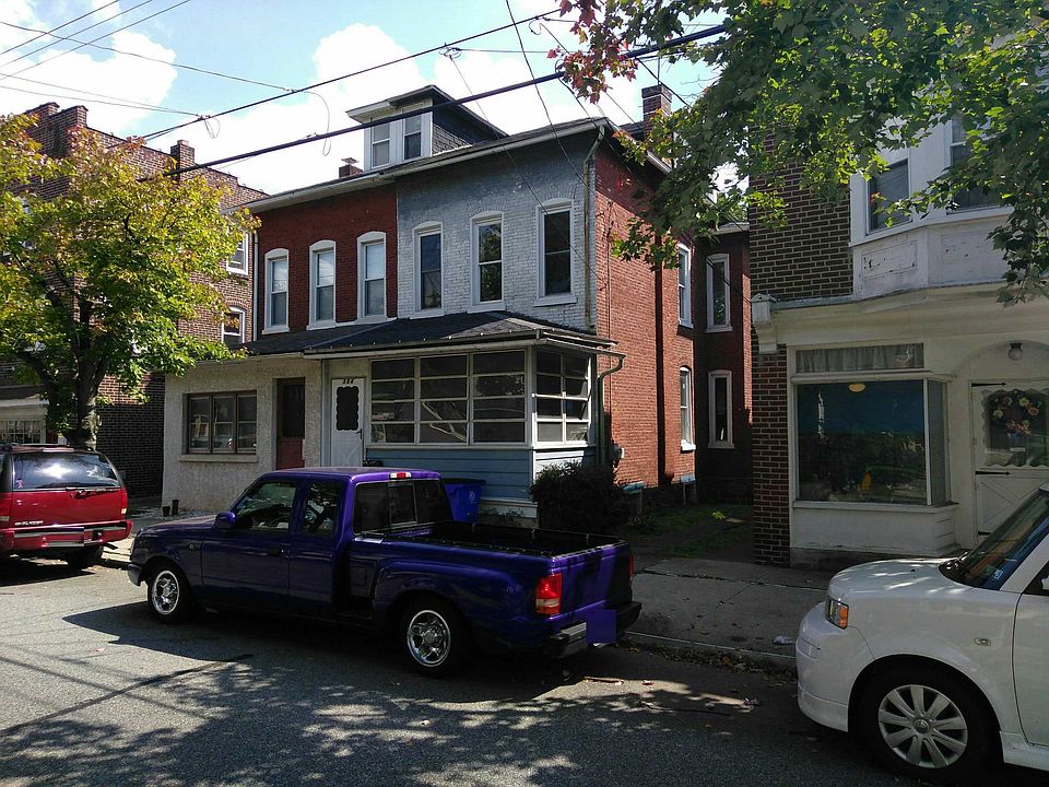 2nd image of 384 N Charlotte St