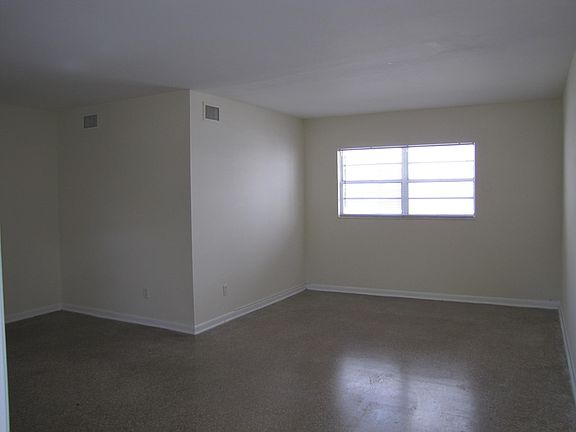 2nd image of 240 Danube Ave APT 3