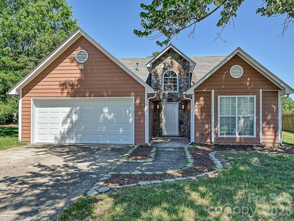 1st image of 4922 Alexis Dr